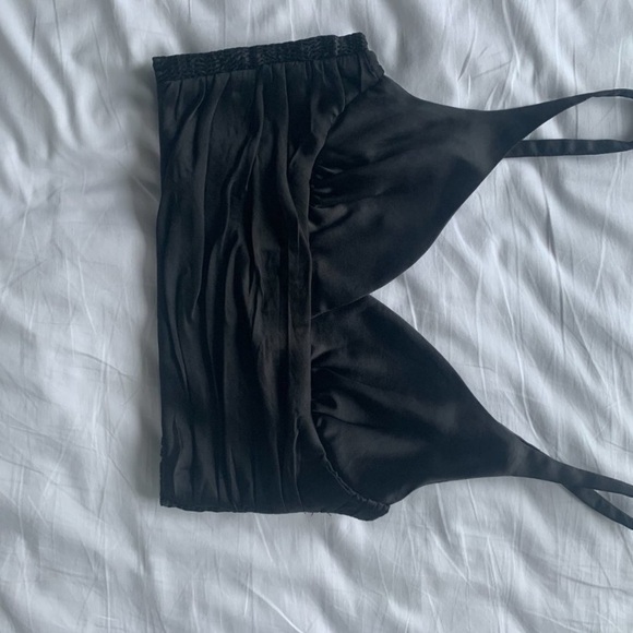 Zara Satin Crop top - Picture 2 of 3